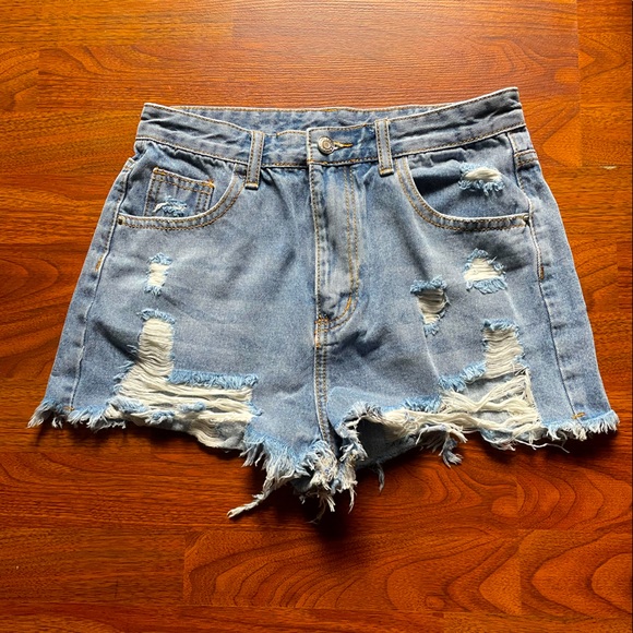 NWOT SHEIN Jean Shorts - Picture 1 of 4